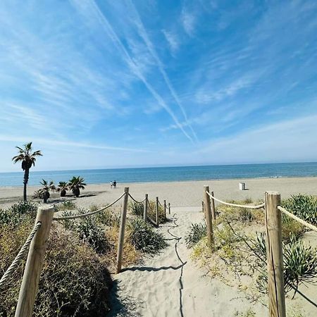 Ferrara Playa Apartment Торокс Екстериор снимка
