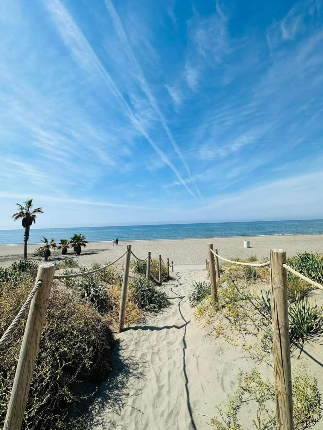 Ferrara Playa Apartment Торокс Екстериор снимка